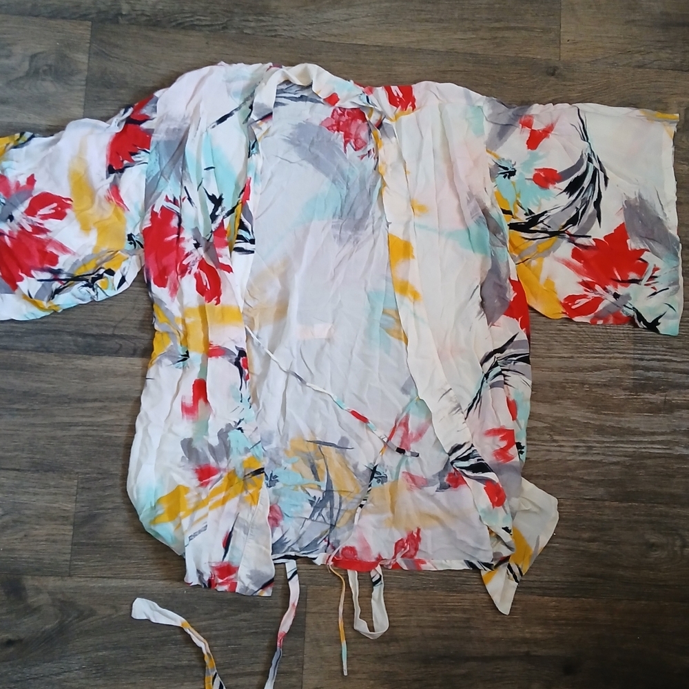Josie Natori Brush Print Happi Coat Robe. - Picture 11 of 16